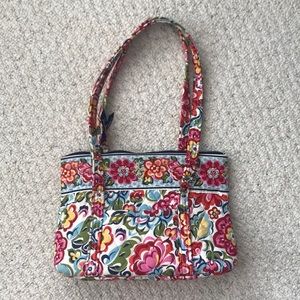 Vera Bradley handbag zipper broken